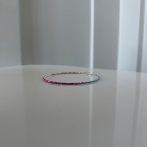 Chic Gradient Bracelet in Pink and Blue